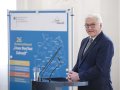 Bundespräsident Frank-Walter Steinmeier bei der Laudatio im Schloss Bellevue. Quelle: BMEL/Photothek/Trutschel